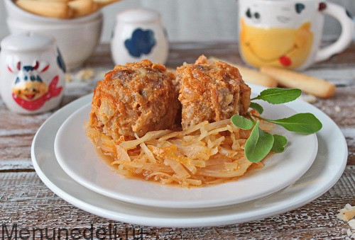 Ежики с тушеной капустой как в детском саду