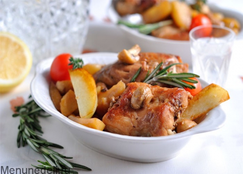 Кролик с картошкой
