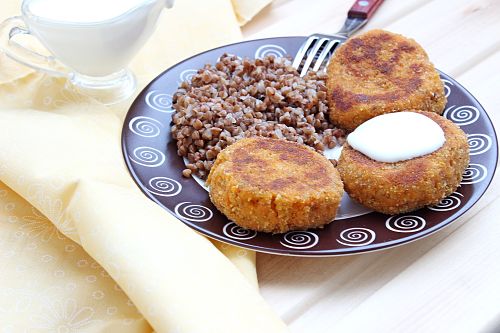 Морковные котлеты с фетой