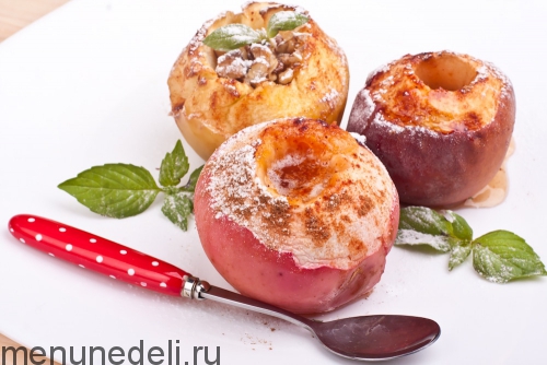 Рецепт запеченных яблок с медом и корицей | Меню недели